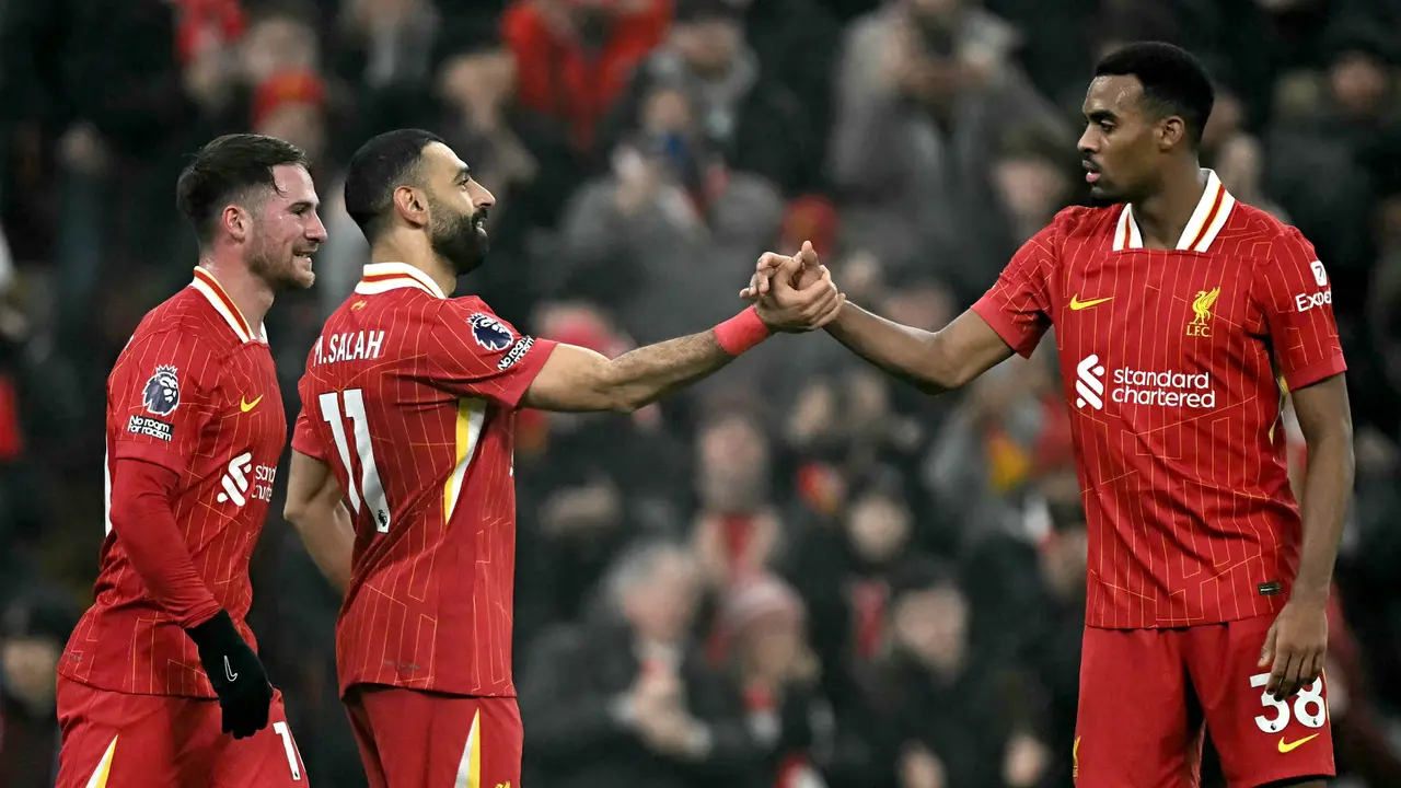 Bekuk Leicester City, Liverpool Nyaman di Puncak Klasemen