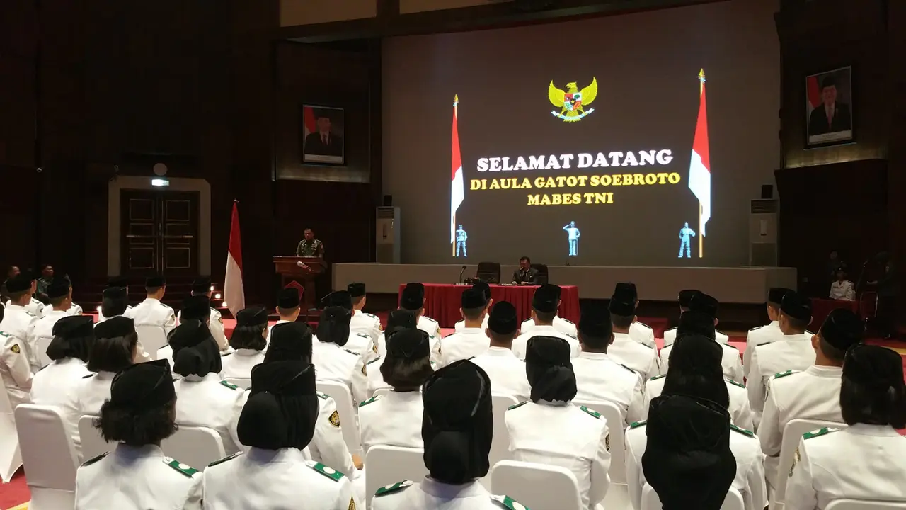 20160819-panglima tni-jakarta-paskibraka