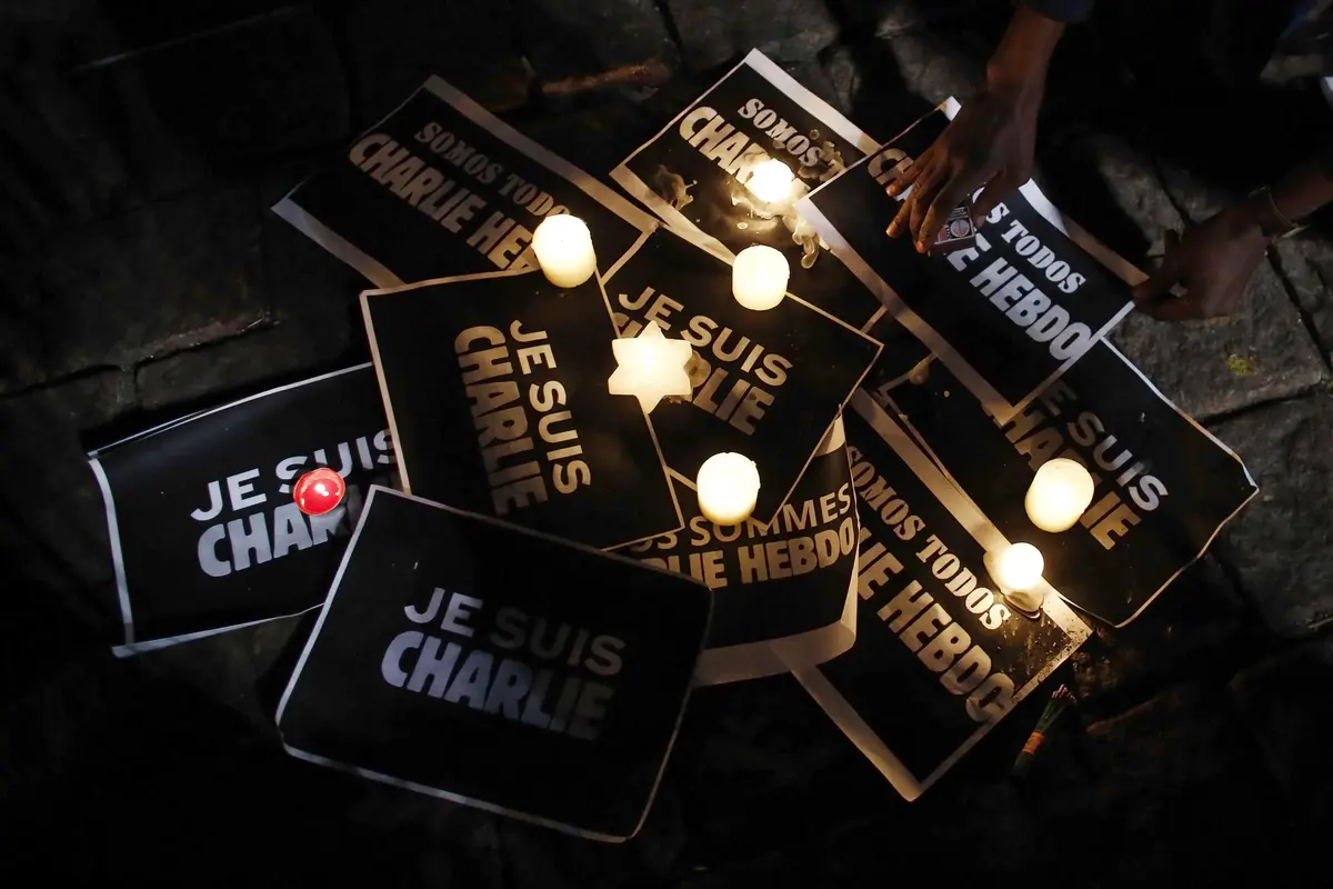 Penembakan di kantor majalah Prancis Charlie Hebdo.