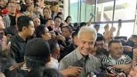 Ganjar Pranowo menghadiri acara silahturahmi 1 Muharam 1445 H Relawan Pendukung Ganjar, yang digelar di GSG Senayan, Rabu (19/5/2023). (Foto:Liputan6/Delvira Hutabarat)