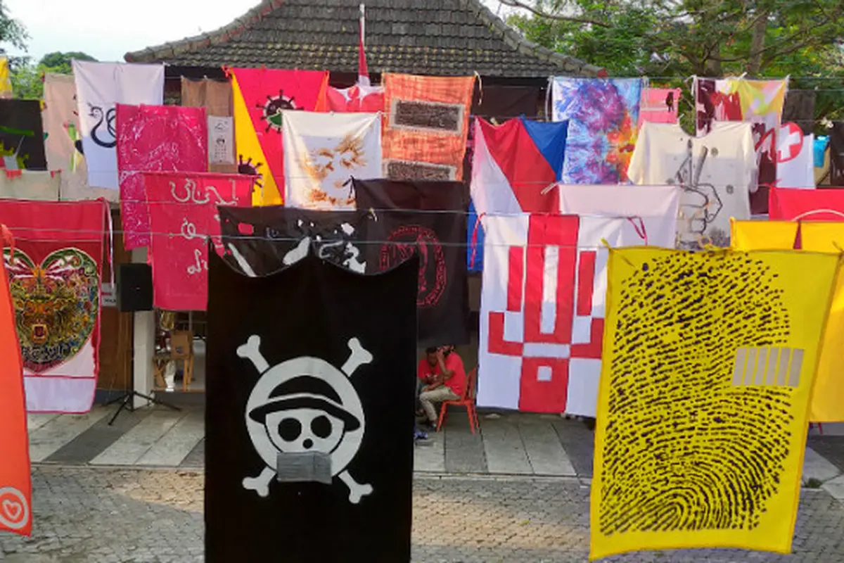 Makna Kemerdekaan Bagi Seniman di Malang Dalam Rupa 75 Bendera