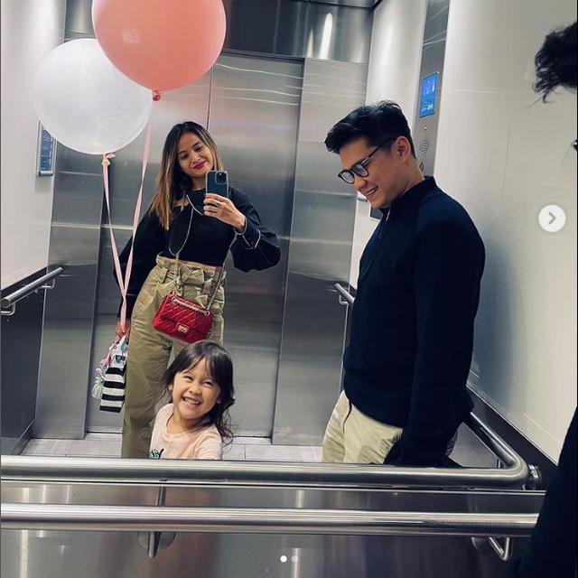 6 Tahun di Australia, Ini 6 Potret Keluarga Kecil Acha Septriasa dan Vicky Kharisma