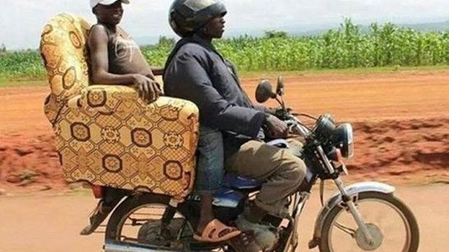 Bikin Bengong, 7 Potret Tak Biasa Orang Bawa Kendaraan