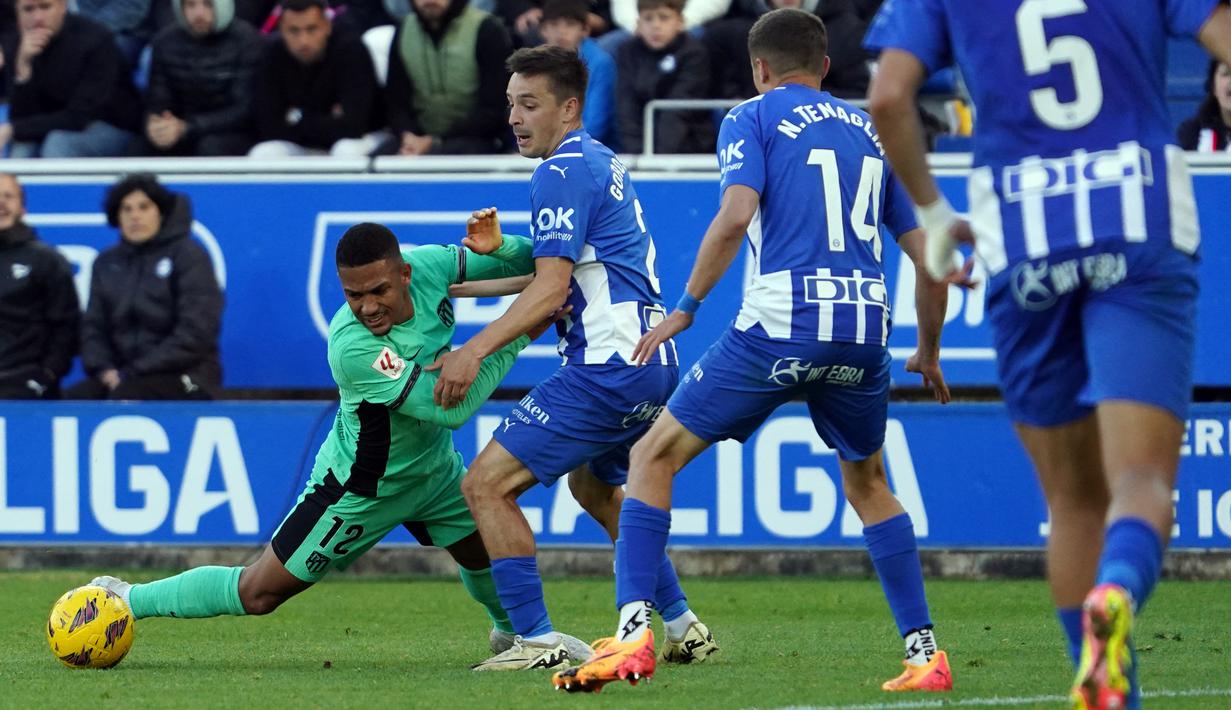 Atletico masih mengoleksi 61 poin dari 32 laga, hanya tiga poin dari Athletic di posisi lima. (CESAR MANSO / AFP)