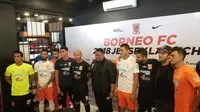 Acara peluncuran jersey Borneo FC di Jakarta, Senin (12/2/2018). (Liputan6.com/Thomas)