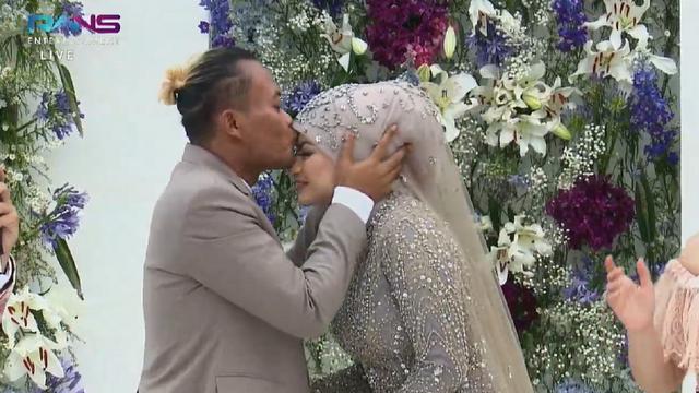 Sule dan Nathalie Holscher