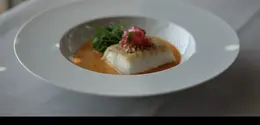 Schwarzwaldstube, restoran tiga bintang Michelin di Jerman, menjadi panggung Restaurant Takeover 5–10 Agustus 2026 dengan menu Nusantara dan kelas memasak. (Behind The Chef)