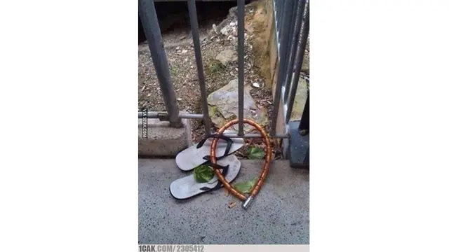 Tandai Sandal (Sumber: 1cak)