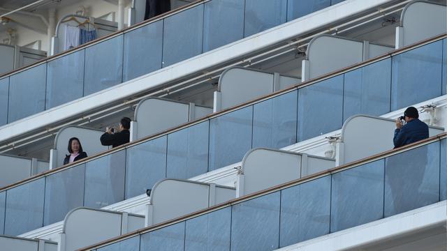 Dikarantina, Begini Aktivitas Penumpang Kapal Pesiar di Jepang