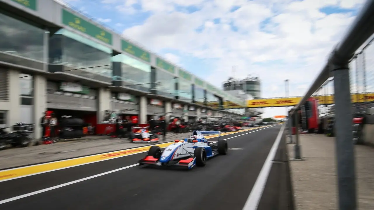 Presley Martono, Formula Renault 2.0 Eurocup 2017