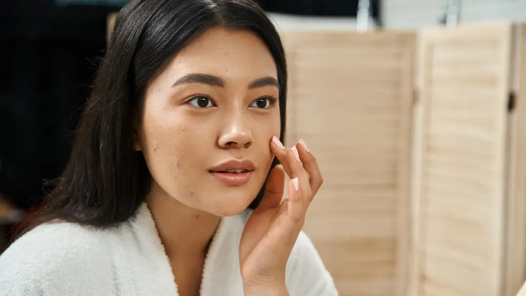 Ilustrasi pori-pori wajah membesar. (c) AllaSerebrina/Depositphotos.com