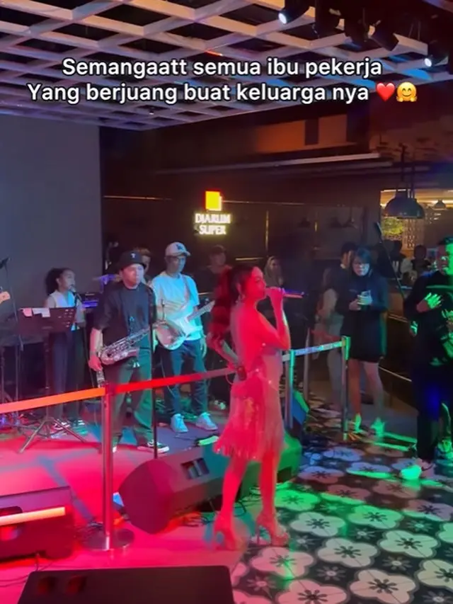 Celine Evangelista. [Instagram/celine_evangelista]