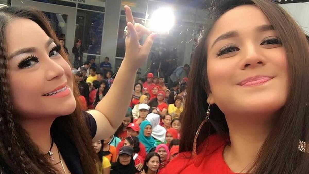 Memilih Diam Ini Reaksi Juwita Ketika Ditanya Soal Annisa Bahar Entertainment 