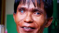 Zulbahri, ayah dari anak bermata biru di Pekanbaru, Dzakira Azizy Naqiya. (Liputan6.com/M Syukur)