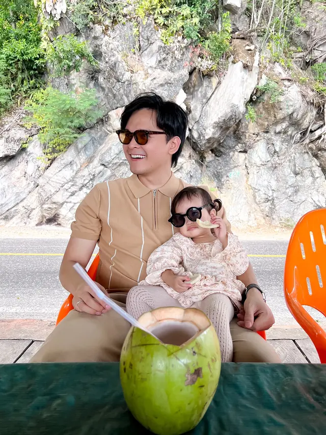 7 Potret Anisa Rahma Liburan ke Aceh, Main ke Pantai Hingga Masjid Baiturrahman