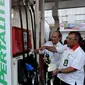 Pertamina mengklaim Pertalite memiliki keunggulan di sisi kualitas spesifikasi dan harga. Pertalite dengan kadar RON 90 lebih tinggi dari premium RON 88 tetapi harganya lebih rendah ketimbang Pertamax, Jakarta, Kamis (23/7/2015). (Liputan6.com/JohanTallo)