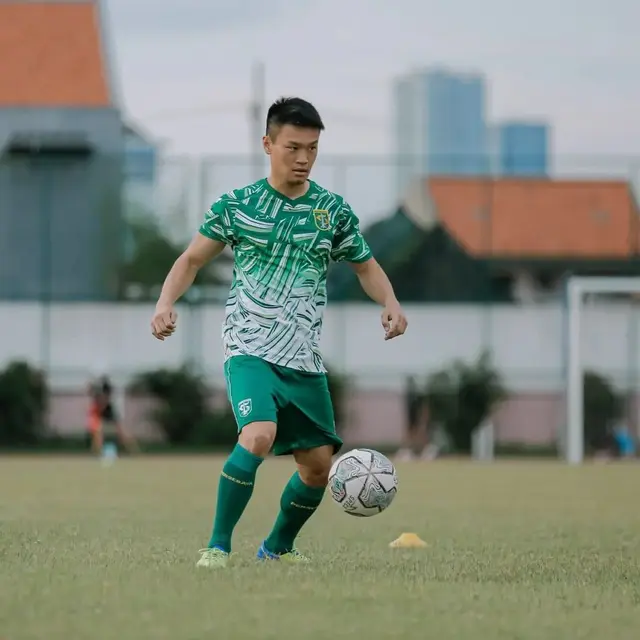 5 Potret Sho Yamamoto Latihan Perdana Bareng Persebaya, Rekrutan Anyar