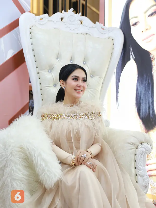[Bintang] Syahrini