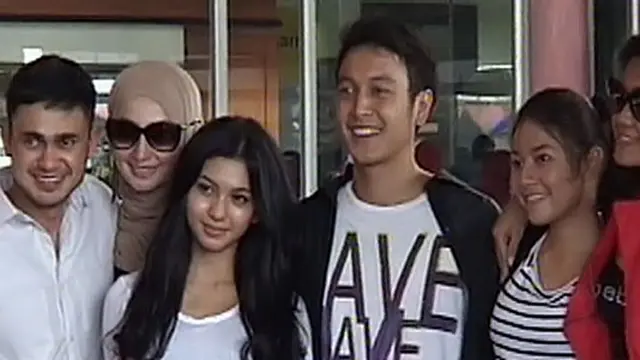 Baju lebaran keluarga Ramzi dan Avi