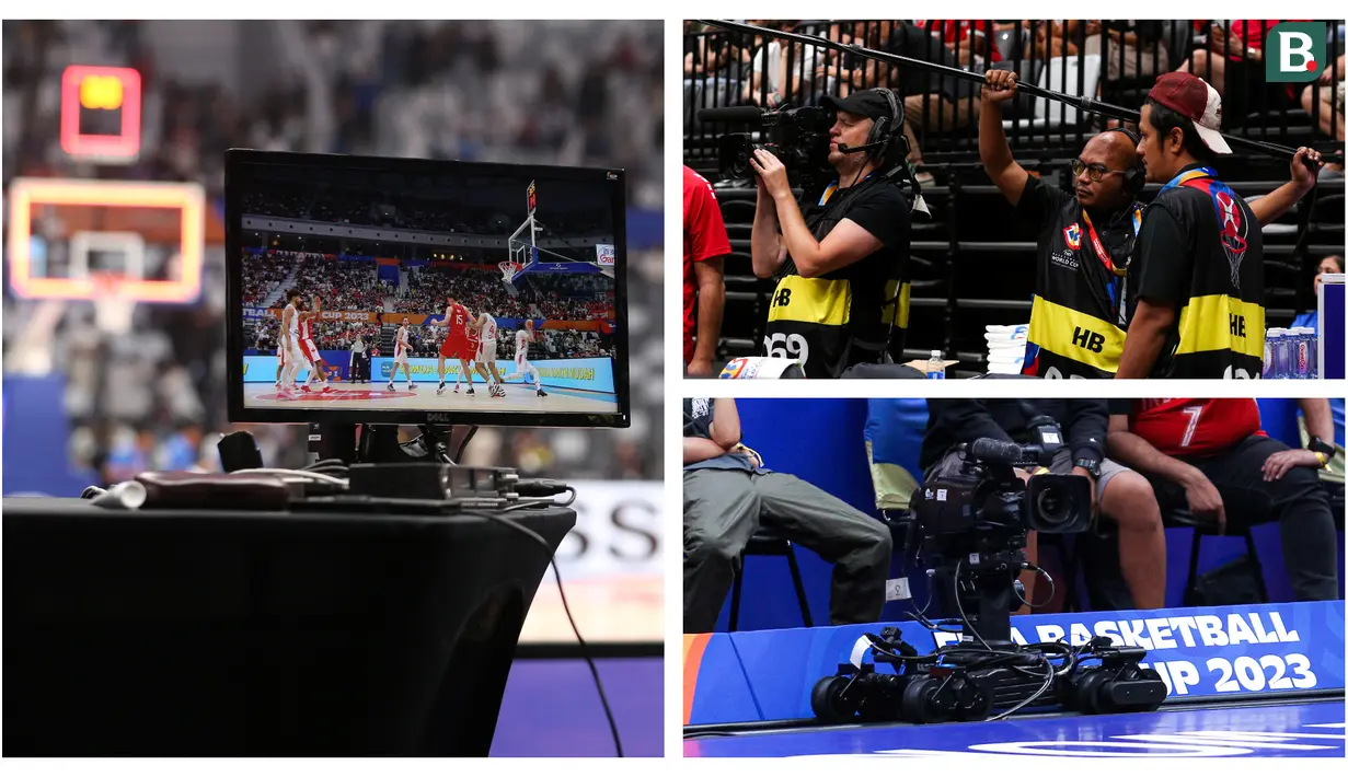 Para pencinta bola basket tak hanya mempu menikmati Piala Dunia FIBA 2023 dari arenanya langsung. Mereka juga bisa menyaksikan seluruh laga dari layar kaca. Tayangannya pun dikemas dengan kualitas dunia. Banyak sudut-sudut pengambilan gambar yang kadang tak bisa terlihat jika menonton langsung. Hal tersebut berkat didukung teknologi canggih penyiarannya. Berikut ini potret beberapa teknologi canggih penyiaran Piala Dunia FIBA 2023. (Bola.com/Bagaskara Lazuardi)
