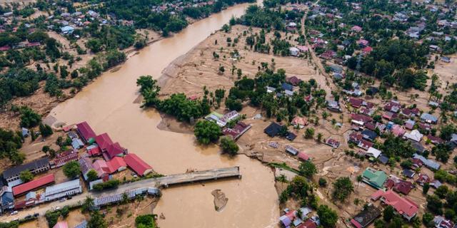 Ketua Komisi V DPR soal Bencana Sumatra: Jika Tak Mampu, Pemerintah Jangan Malu Minta Bantuan
