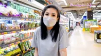 Cari Kebutuhan Puasa, Ini 6 Momen Nindy Ayunda Belanja Hingga Lima Troli