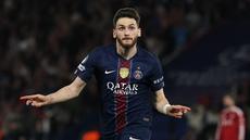 Khvicha Kvaratskhelia terpilih menjadi Man of the Match usai membawa PSG berhasil menang 2-0 atas Liverpool  pada leg pertama perempat final Liga Champions 2025-2026 yang bertanding di Parc des Princes, Kamis (9/4/2026) dini hari WIB. (AFP/Anne-Christine)