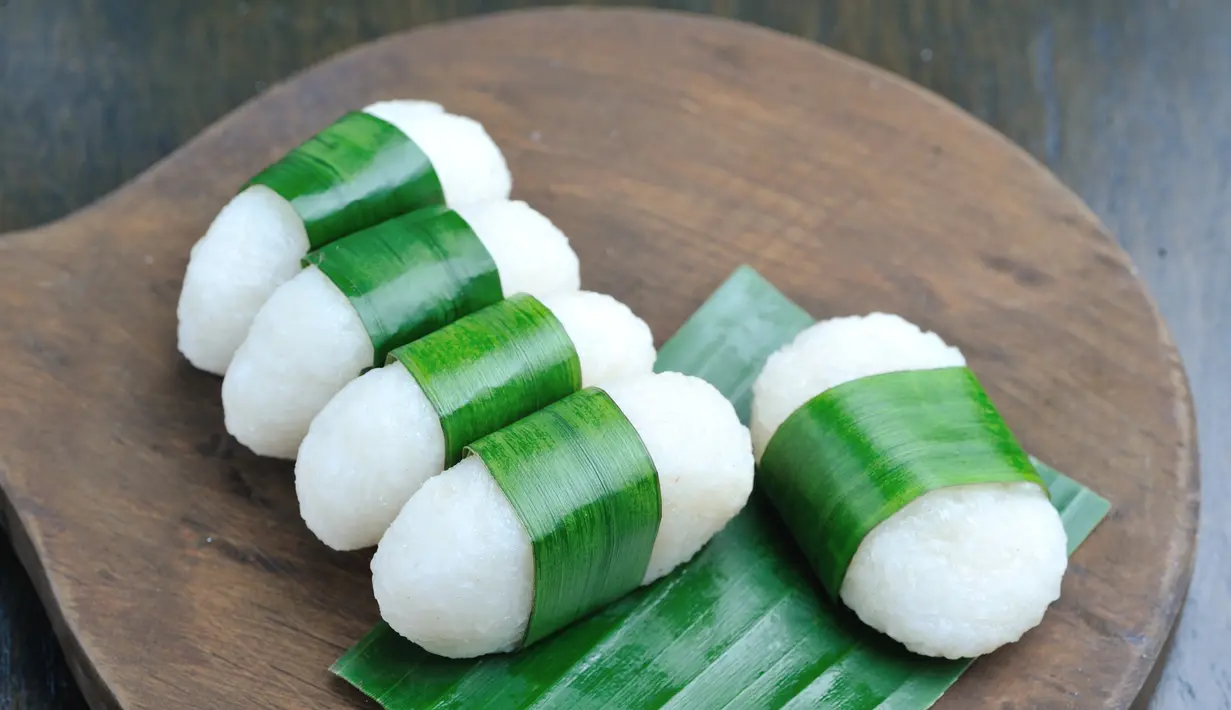 ilustrasi jadah ketan/Benny Kristiantoro/Shutterstock