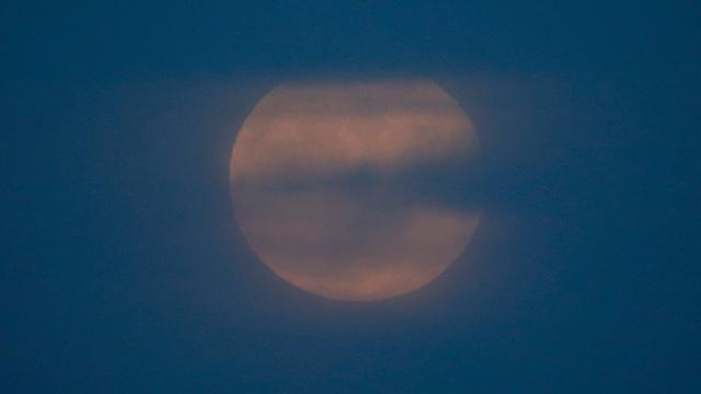 Supermoon Pertama Tahun 2019