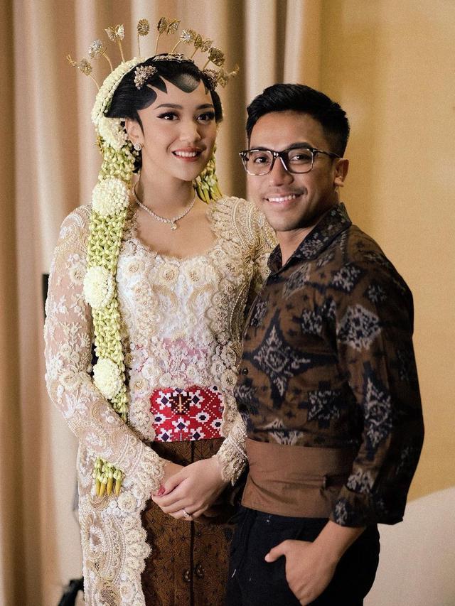 Putri Tanjung