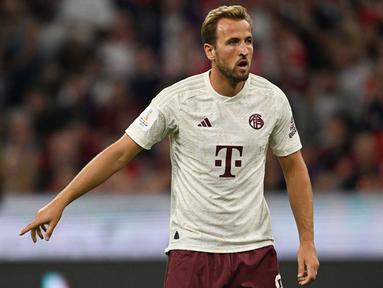 Meski Liga Inggris tetap menjadi destinasi favorit para pesepak bola dunia dari berbagai negara dengan berbagai alasan, nyatanya ada beberapa pemain yang justru meninggalkan Liga Inggris pada awal musim 2023/2024 ini. Di antaranya adalah 5 pemain asli Inggris berikut ini. (AFP/Christof Stache)