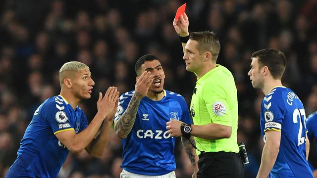 Foto: Kehilangan Satu Pemain, Everton Menang Dramatis atas Newcastle di Laga Lanjutan Liga Inggris