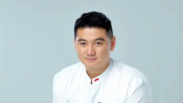 Chef Rudy Choirudin Jadi Juri MasterChef Indonesia. (instagram/arnoldpo)