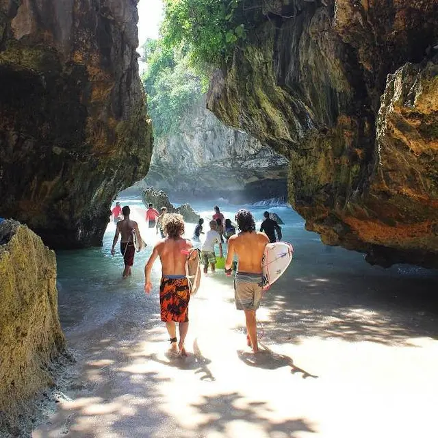 9 Wisata Bali Selatan Paling Populer, dari Alam Hingga Bangunan Bersejarah