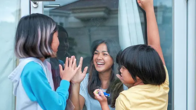 [Fimela] Nirina Zubir