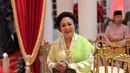 Gaya Titiek Soeharto Saat Hadir di Pernikahan Putri Kerajaan Pahang Malaysia. [@titieksoeharto]