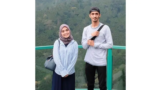 7 Potret Kedekatan Vebby Palwinta dan Razi Bawazier, Segera Menikah?