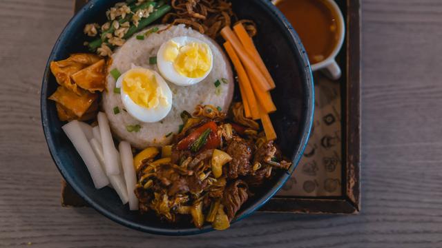 Ilustrasi cara bikin bibimbap