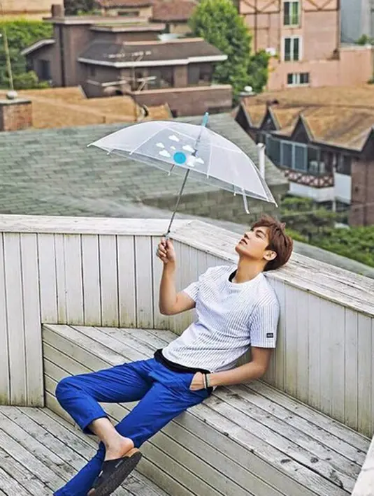 Kisah cintanya Minho dan  Suzy memang tak semulus yang dibayangkan. Selain pernah diisukan Minho kencan dengan Taylor, kabarnya keduanya juga pernah putus. Lantaran selingkuh dengan pasangan masing-masing. (Instagram/leeminho)