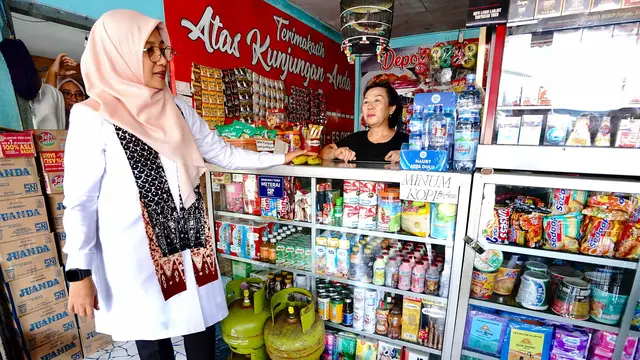 Bupati Banyuwangi cek ketersedian gas LPG 3 Kg di tingkat pengecer di Banyuwangi (Istimewa)