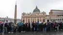 Sejumlah pemimpin dunia diperkirakan hadir mengikuti prosesi pemakaman Paus Fransiskus. (Dimitar DILKOFF/AFP)