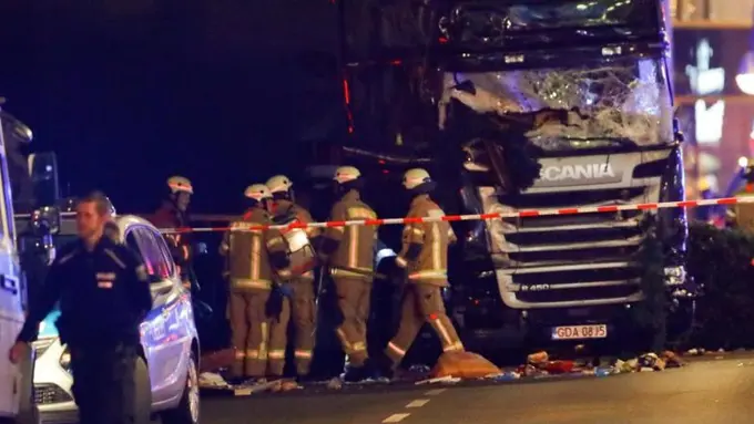 ISIS Mengaku Bertanggung Jawab Atas Serangan Truk di Berlin