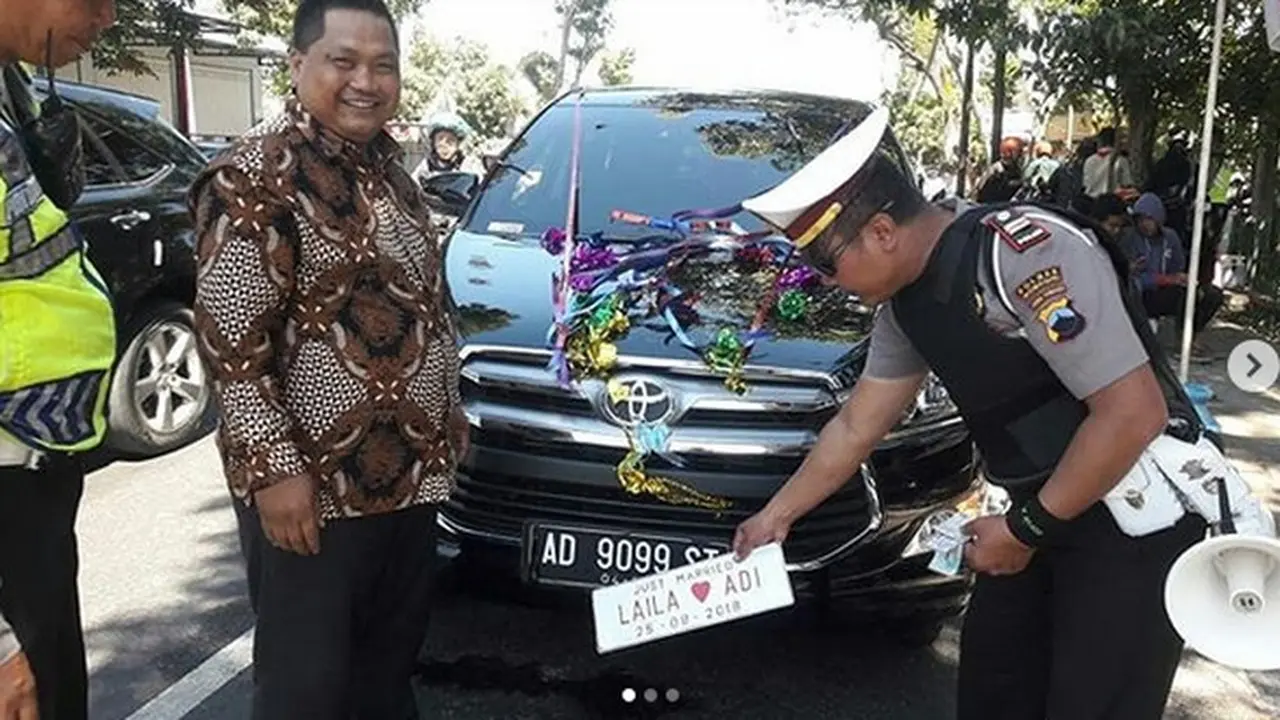 Pelat Nomor