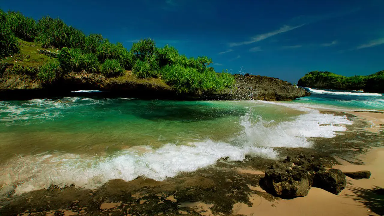 Deretan Wisata Pantai Eksotis di Pacitan, Healing Murah di Jawa Timur
