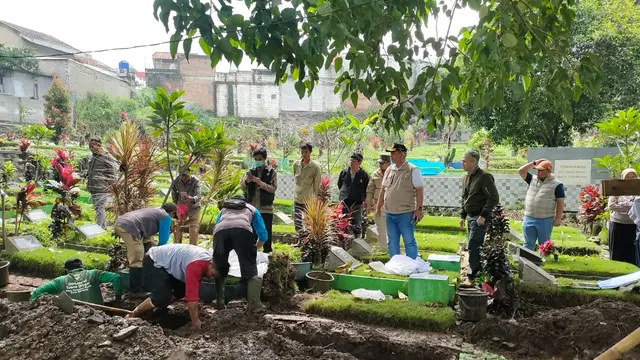 relokasi makam terdampak longsor tpu nagrog bandung