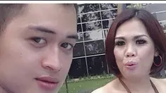 Cinta bisa datang kapan saja, dimana saja dan kepada siapa saja. Hal ini juga yang dirasakan oleh Ely Sugigi dan kekasih barunya.