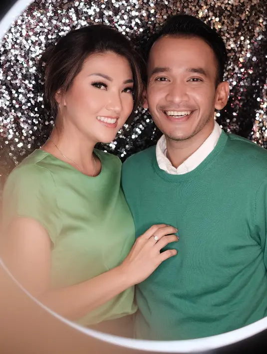 Kabar ini didapatkan dari istrinya, Sarwendah, beberapa waktu lalu. Sarwendah mengabarkan bahwa berat badan Ruben sempat menurun, namun sekarang ini sudah membaik dan berangsur kembali.  (Instagram/ruben_onsu)