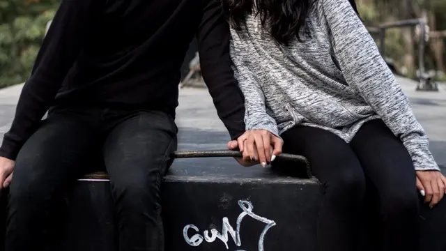 Ilustrasi Relationship