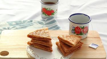 Diah Didis Kitchen Cookies Tabur Wijen