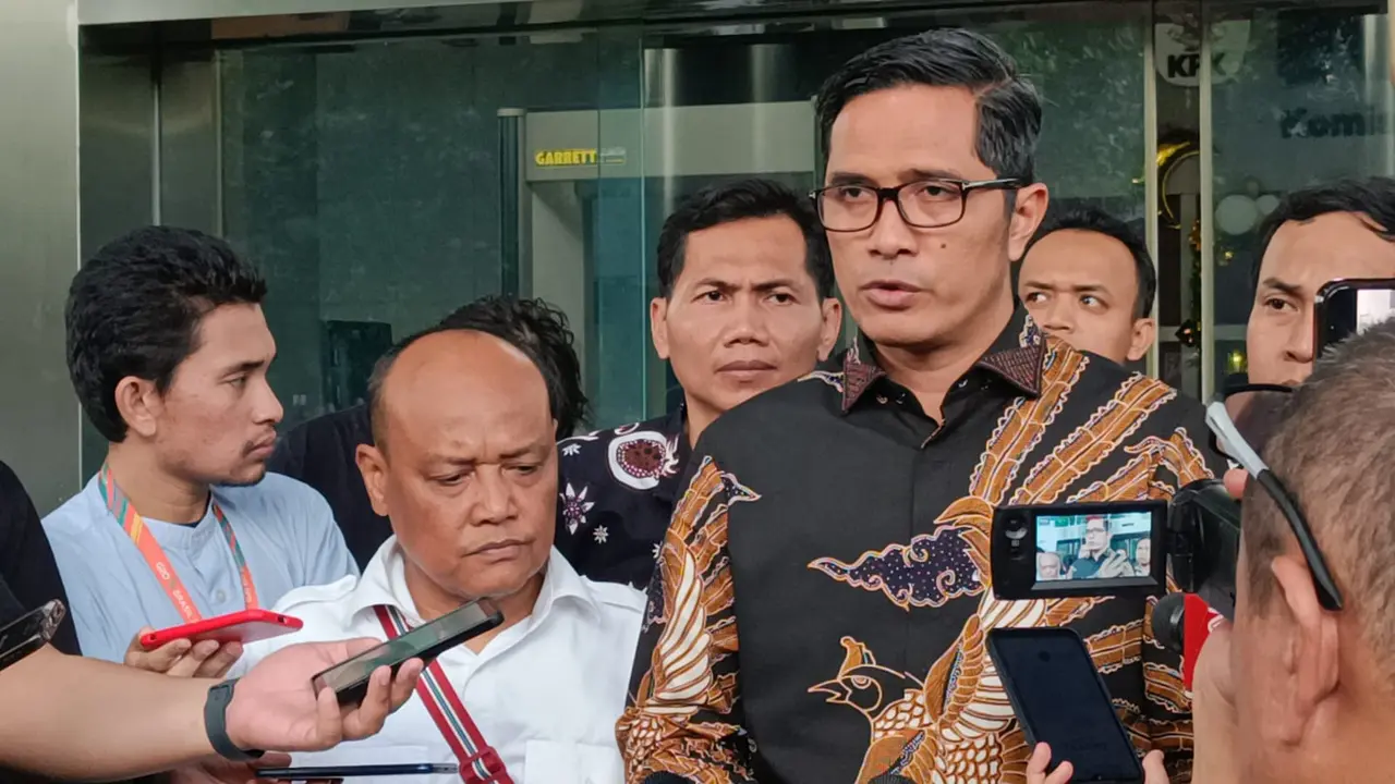Eks Jubir KPK Febri Diansyah Dicecar soal Kasus Harun Masiku